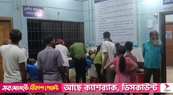 ব্রাহ্মণবাড়িয়ায় প্রাইভেটকার-ট্রাক্টর ও মোটরসাইকেলের সংঘর্ষে নিহত ১